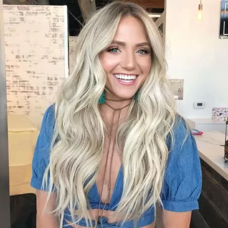 Savannah Labrant