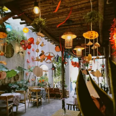 Tiệm Cà Phê Nàng