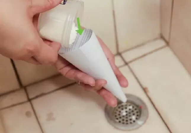 Thông tắc cống với muối