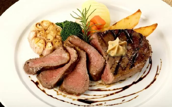 Le Monde Steak