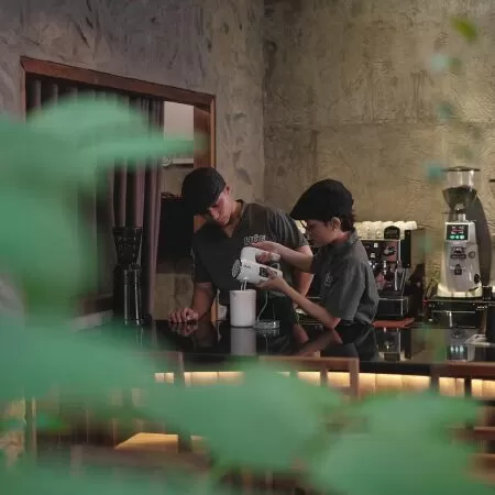 Hue T.Roaster