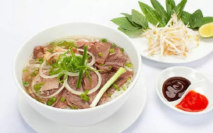 Quán phở Quỳnh