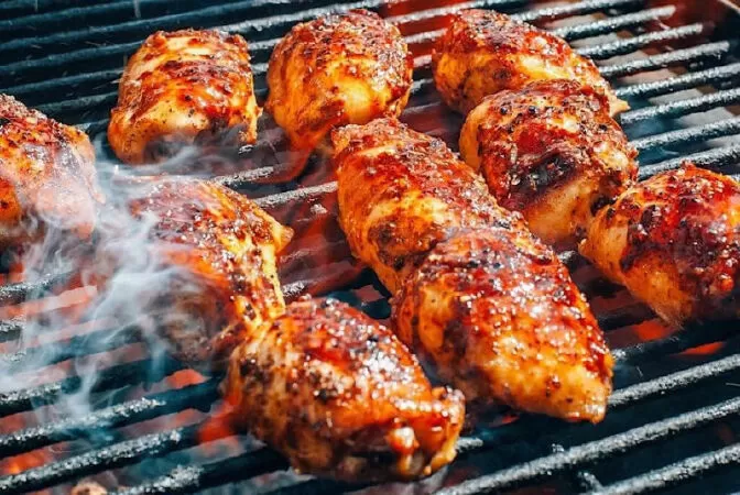 MỌI – BBQ & Street Food