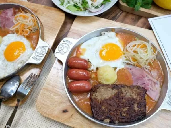 Bánh Mỳ Chảo - Cột Điện Quán