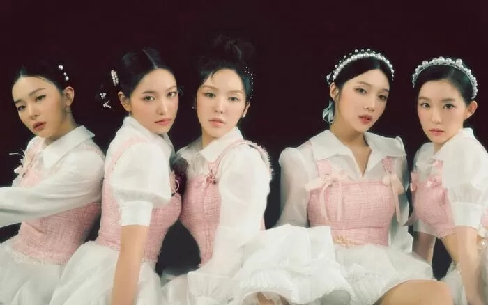 RED VELVET