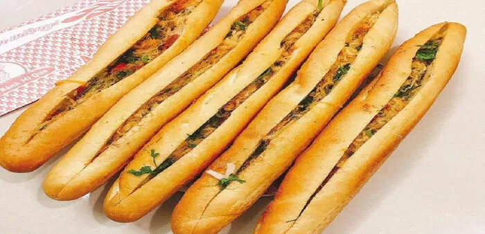 Bánh mì que Đà Nẵng Tỷ Muội