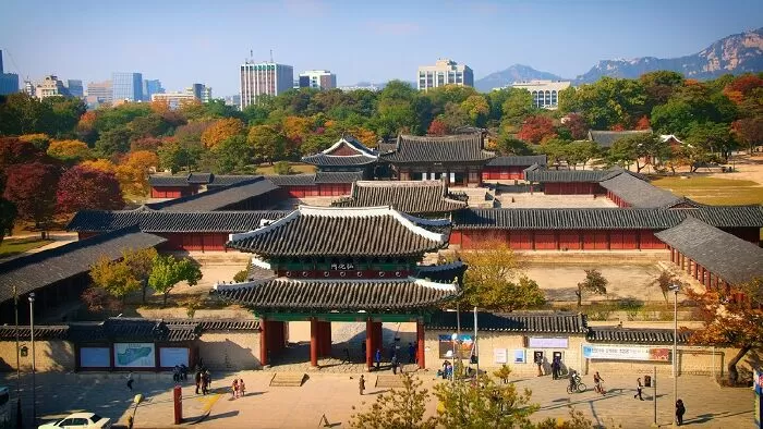 Cung điện Changdeokgung - điểm tham quan nổi tiếng ở Seoul