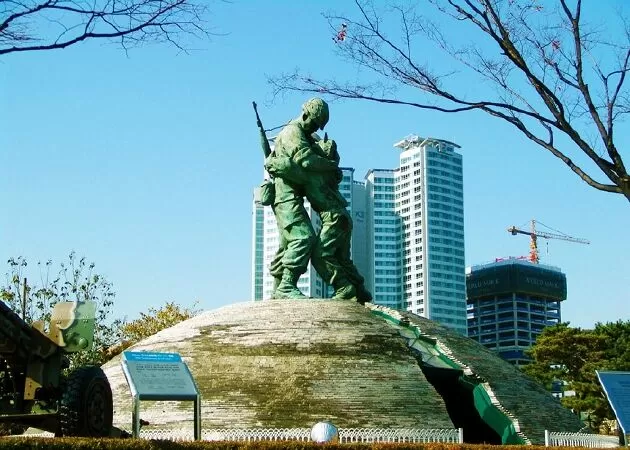 Đài tưởng niệm chiến tranh của Hàn Quốc - điểm tham quan nổi tiếng ở Seoul