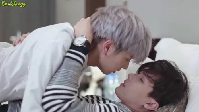The moment I need you - Khoảnh khắc gặp em