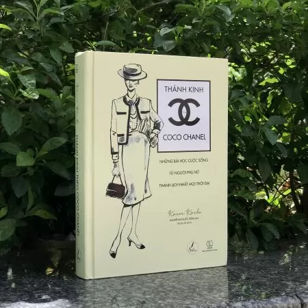 Thánh kinh theo Coco Chanel