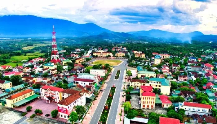 Hà Tĩnh bất ngờ nổi bật lên - Nguyễn Hữu Vinh
