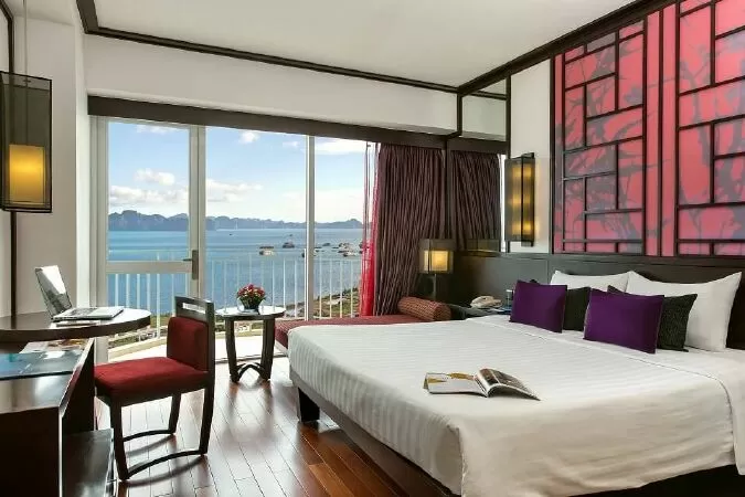 Khách sạn Novotel Hạ Long