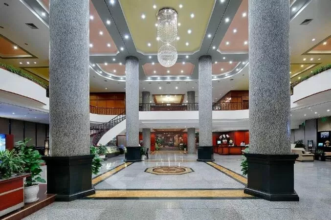 Khách sạn Hạ Long Plaza