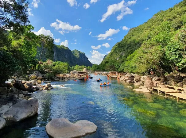Một thoáng Quảng Bình - Lê Hoàng