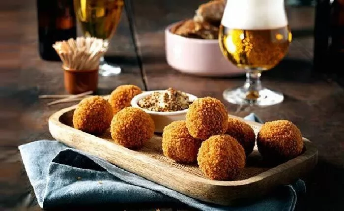 Bitterballen