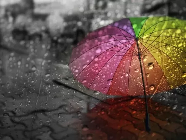 Bụi mưa mờ cũ - Xuân Diệu