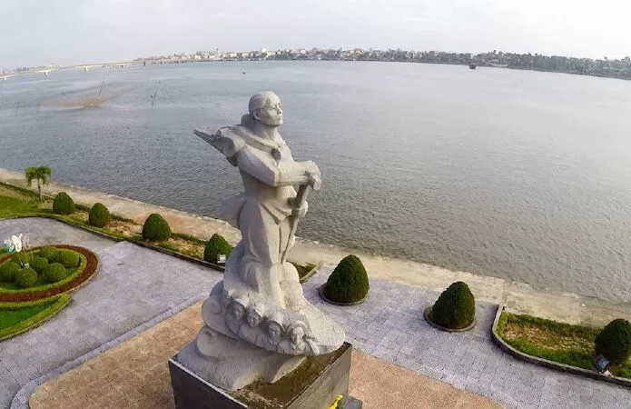 Mẹ Suốt - Tố Hữu