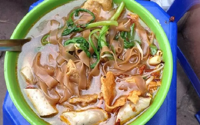 Bánh Đa Cua Trần Khát Chân