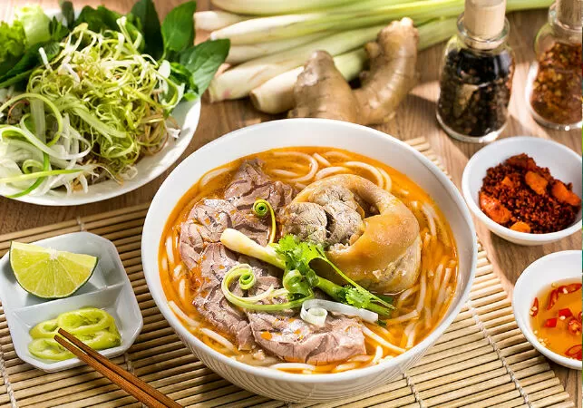 Top 12 quán bún bò ngon ở quận 7, TP. HCM