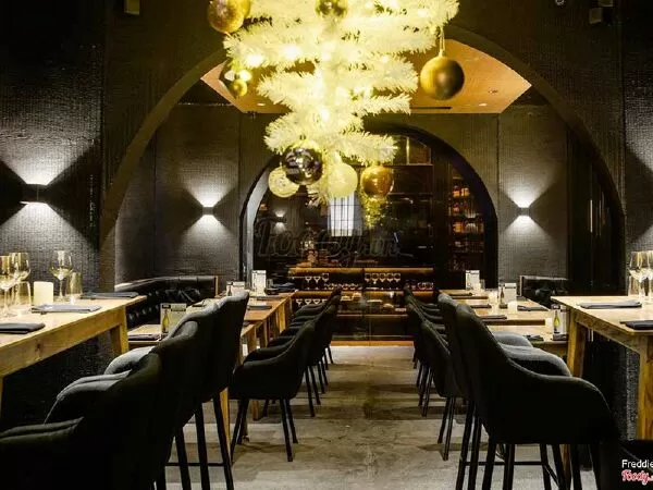 52/3 Kitchen & Bar
