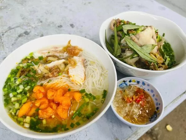 Bún cá Út Ơi