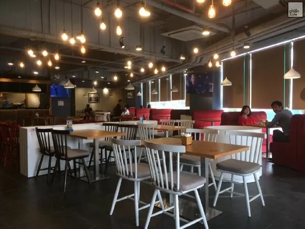 Luogo Cafe & Restaurant