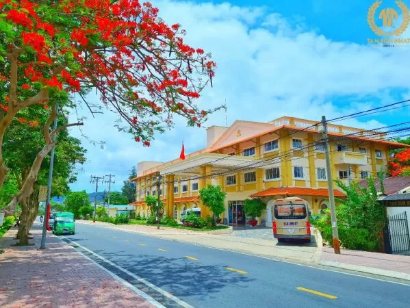 Tân Sơn Nhất resort Côn Đảo