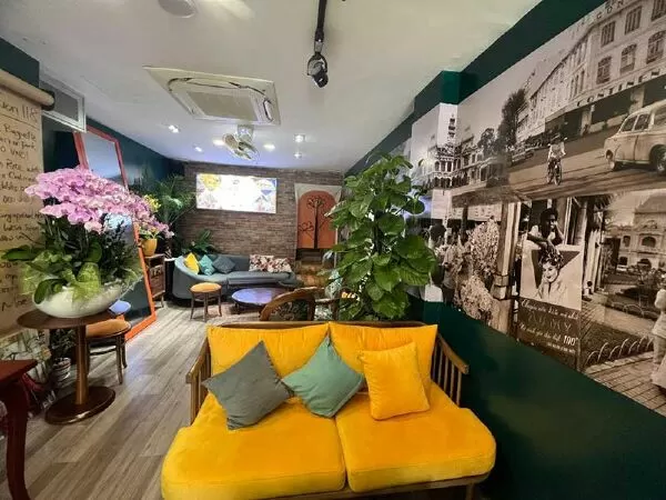 Saigon 118 Hostel & Café