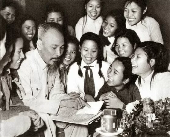 Chúng cháu canh giấc Bác ngủ, Bác Hồ ơi...- Hải Như