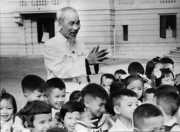 Em vẽ Bác Hồ - Sưu tầm