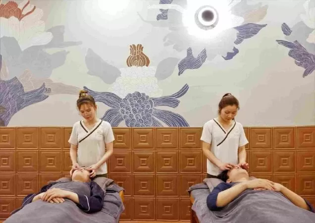 Massage Hoàng Yến