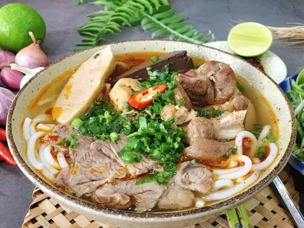 Quán bún bò Kim Hương
