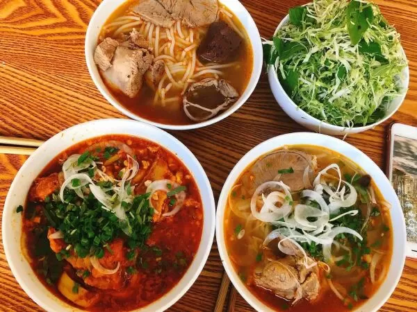 Quán bún bò Gốc Huế 146 Nguyễn Gia Trí