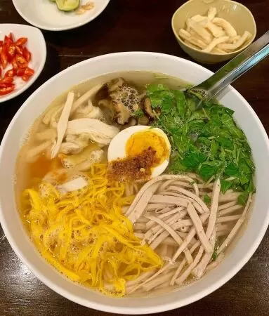 Bún thang Thanh Vân