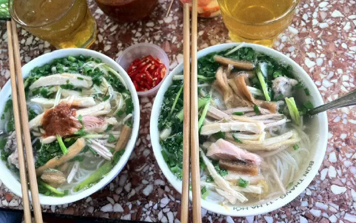 Bún thang Hạ Hồi