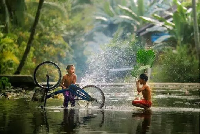 Trở về tuổi thơ - Thu Hà