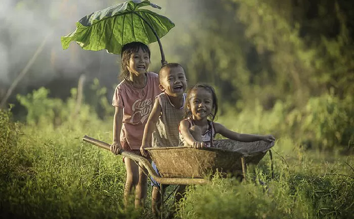 Tuổi thơ về đâu - Nguyễn Đình Huân