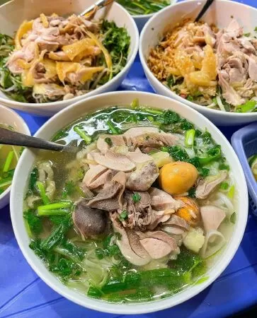 Phở gà Nguyệt