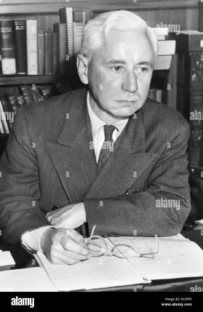 Will Durant (5/11/1885 – 7/11/1981)