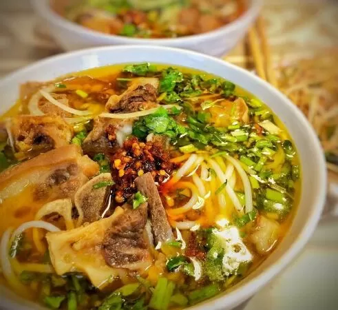 Bún Bò Huế Quán Xưa