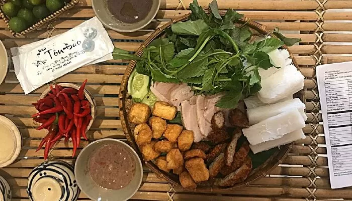 Bún đậu Tôn Đào