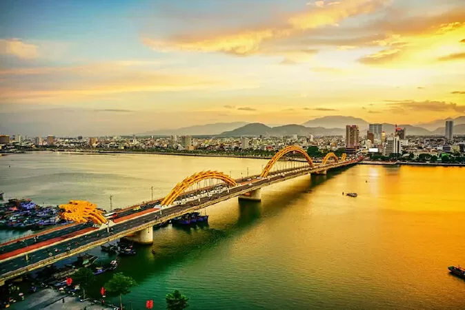 Mơ về Đà thành - Lan Lê