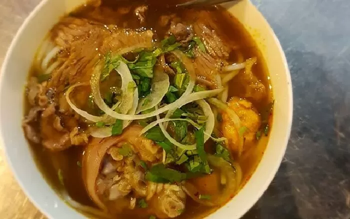 Bún bò Huế Linh Dương
