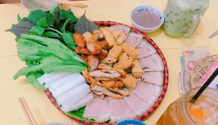 Bún Đậu Hai Chị Em