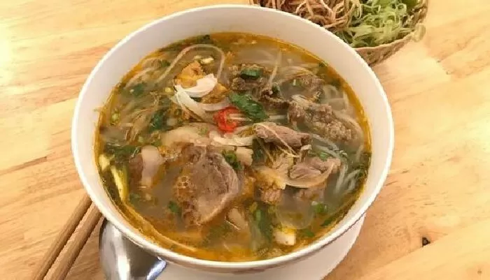 Bún bò 107 Đất Thánh
