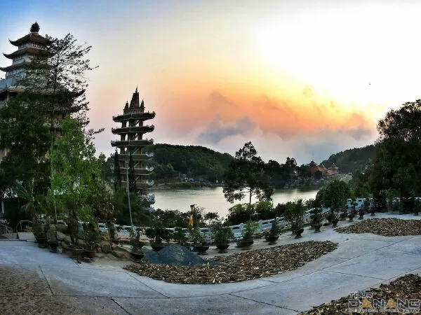 Quảng Ngãi cảm hoài - Trần Bảo Kim Thư