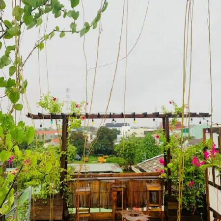 Khoảnh khắc trong tim - YÊU THOÁNG QUA