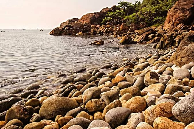 Thăm Bình Định quê anh - Mộng Cầm