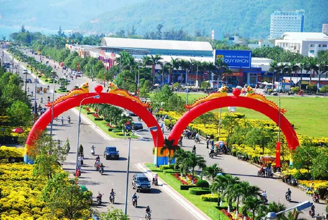 Xuân về trên thành phố Quy Nhơn - Nguyễn Đức Quận