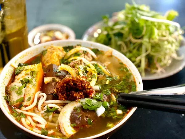 Bún bò Huế O Ry